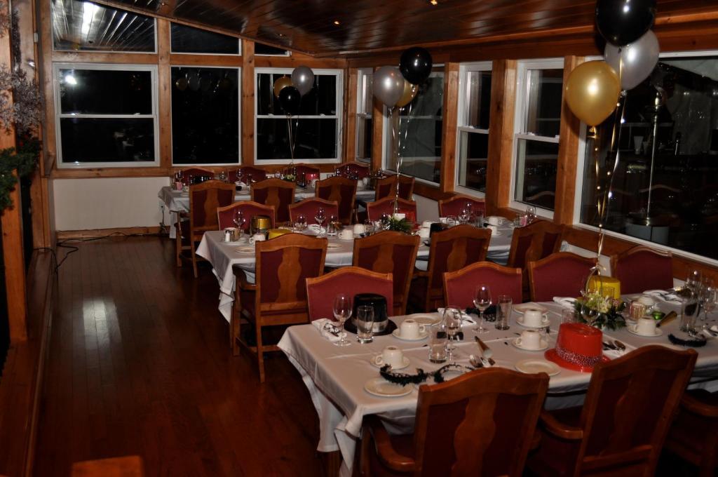 Red Umbrella Inn Minden Hills 외부 사진